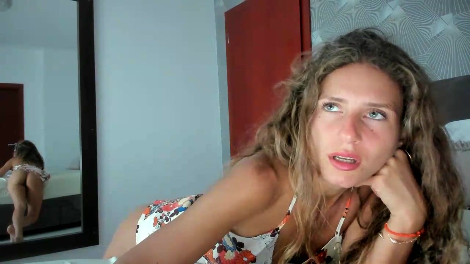 Gallery image thumbnail from SweetAngell18's myfreecams stream on, 08/07/2026, 09:26 image 15 of 20