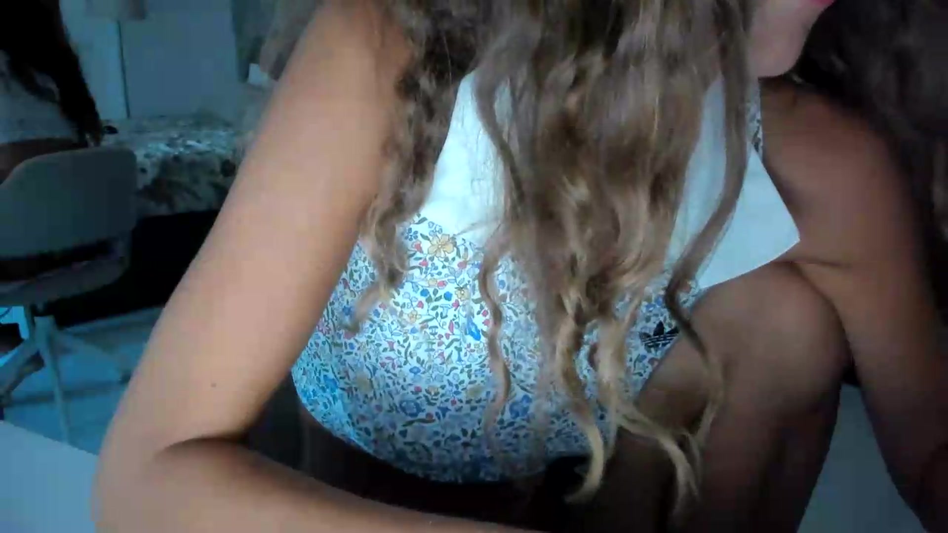 Gallery image thumbnail from SweetAngell18's myfreecams stream on, 08/10/2026, 09:06 image 9 of 20