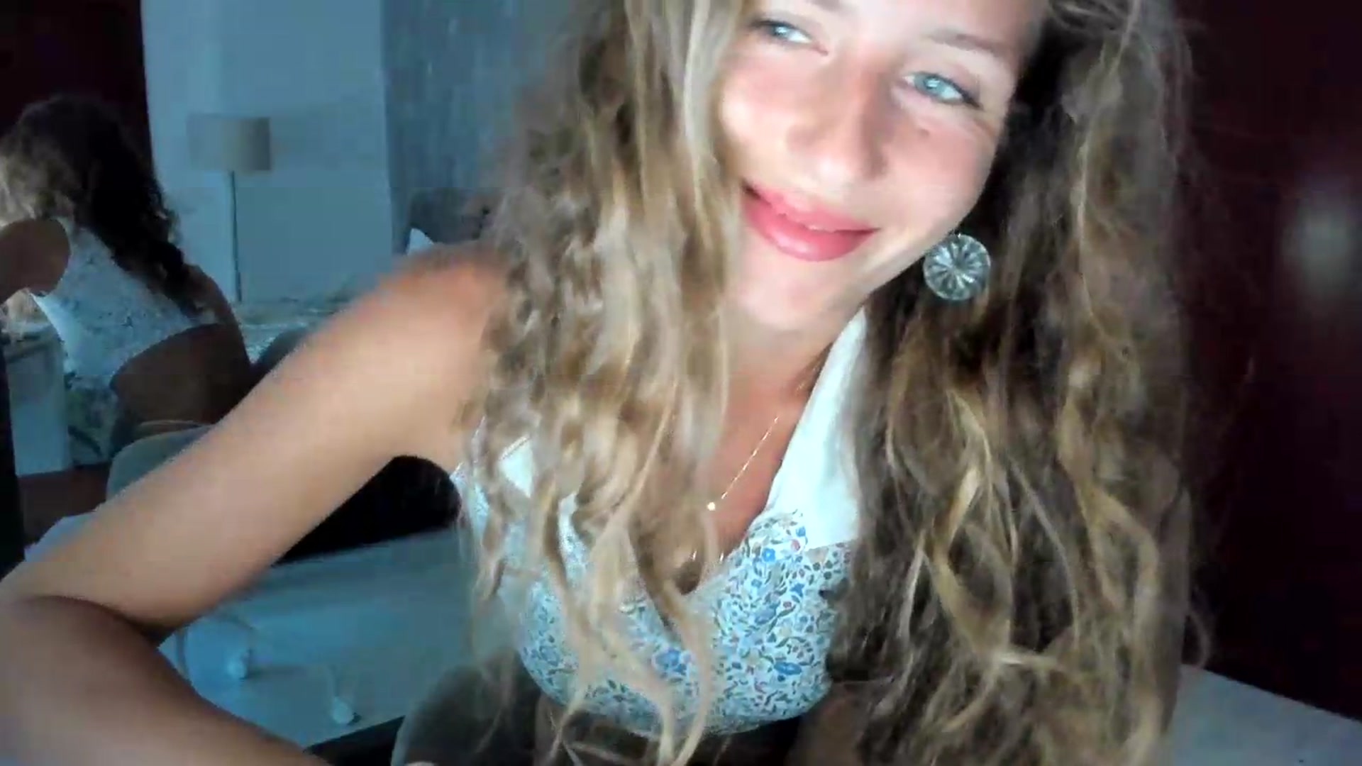 Gallery image thumbnail from SweetAngell18's myfreecams stream on, 08/10/2026, 09:06 image 14 of 20