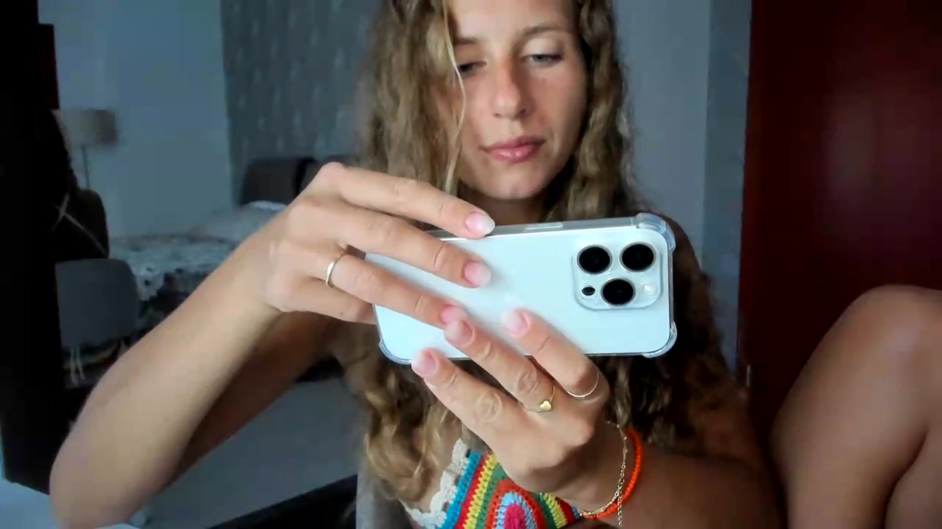 Gallery image thumbnail from SweetAngell18's myfreecams stream on, 08/11/2026, 12:20 image 4 of 20