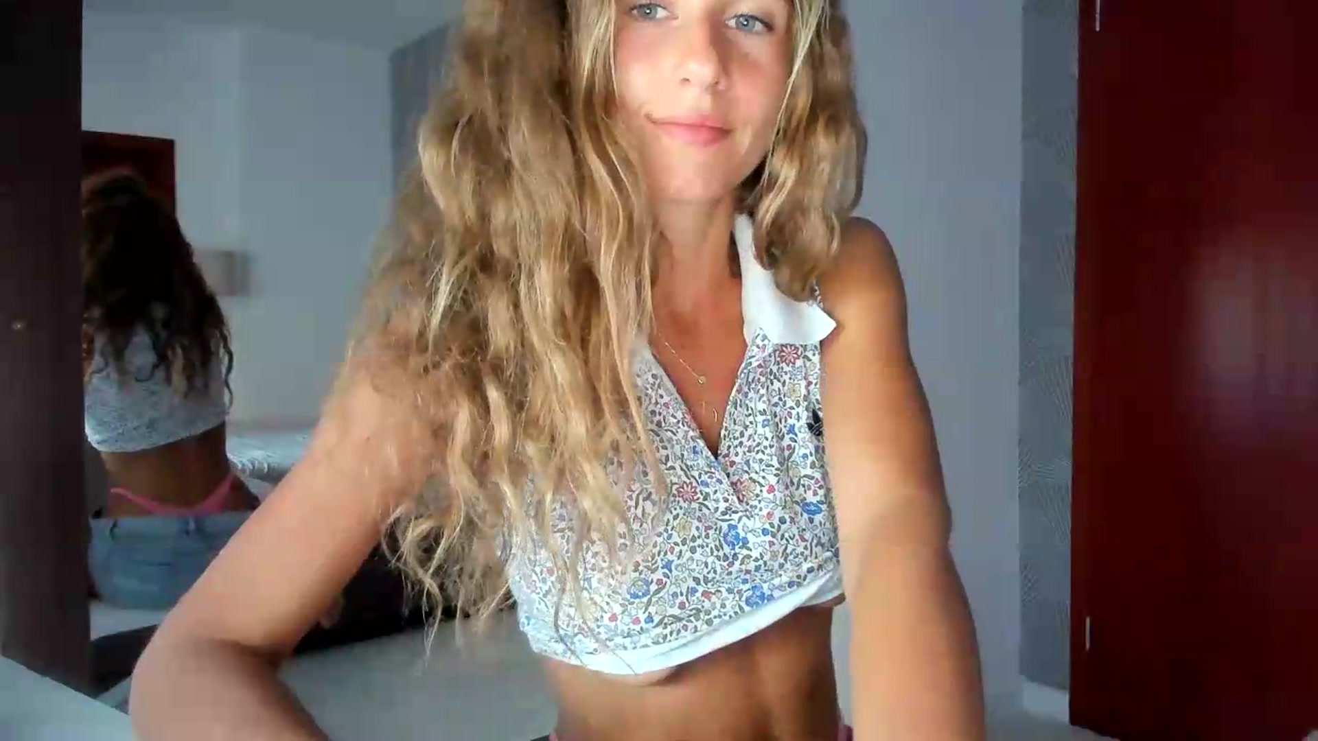 Gallery image thumbnail from SweetAngell18's myfreecams stream on, 08/18/2026, 15:29 image 6 of 20