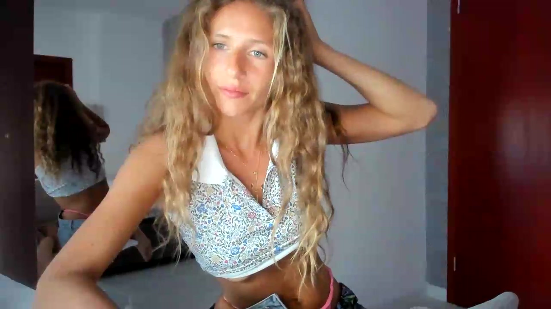Gallery image thumbnail from SweetAngell18's myfreecams stream on, 08/18/2026, 15:29 image 8 of 20