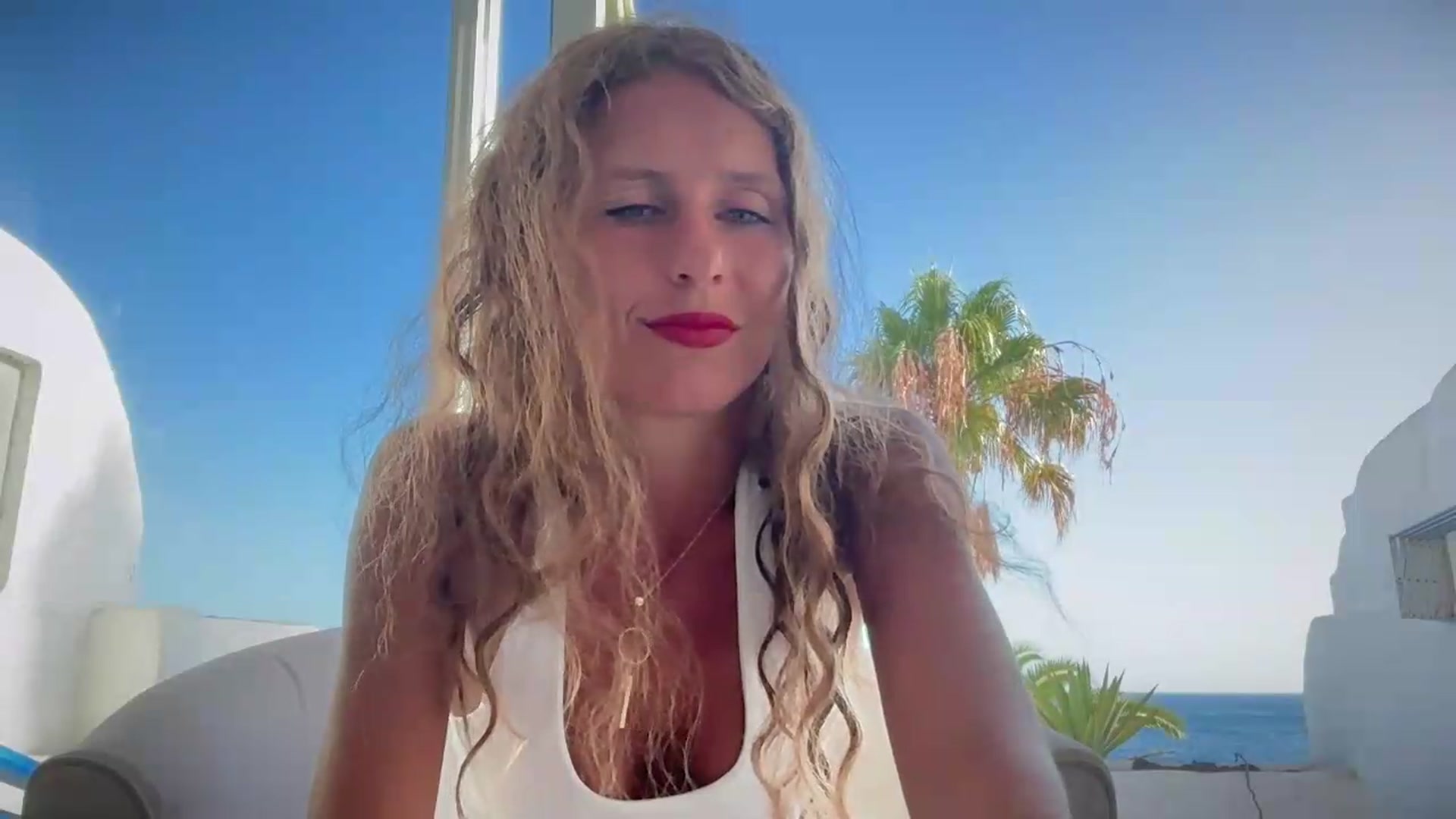 Gallery image thumbnail from SweetAngell18's myfreecams stream on, 08/31/2026, 17:37 image 6 of 20