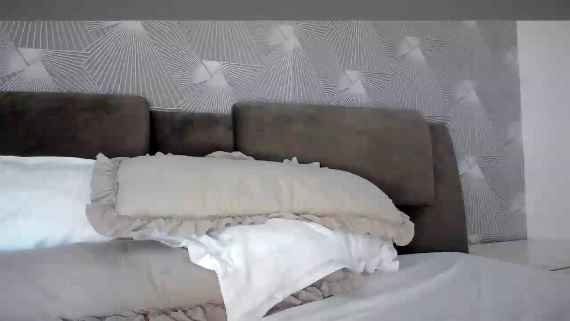 Gallery image thumbnail from SweetAngell18's myfreecams stream on, 09/09/2026, 11:26 image 3 of 20