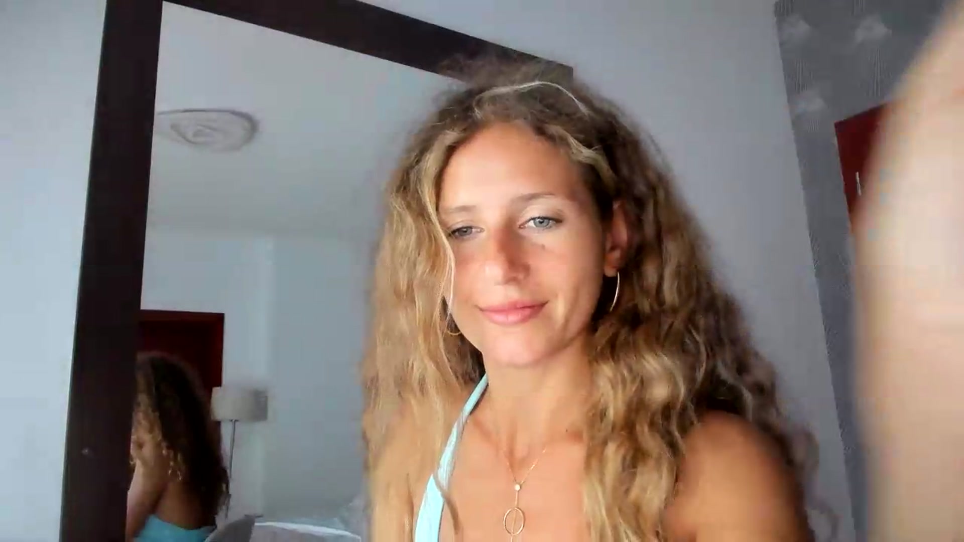 Gallery image thumbnail from SweetAngell18's myfreecams stream on, 09/10/2026, 10:42 image 6 of 20
