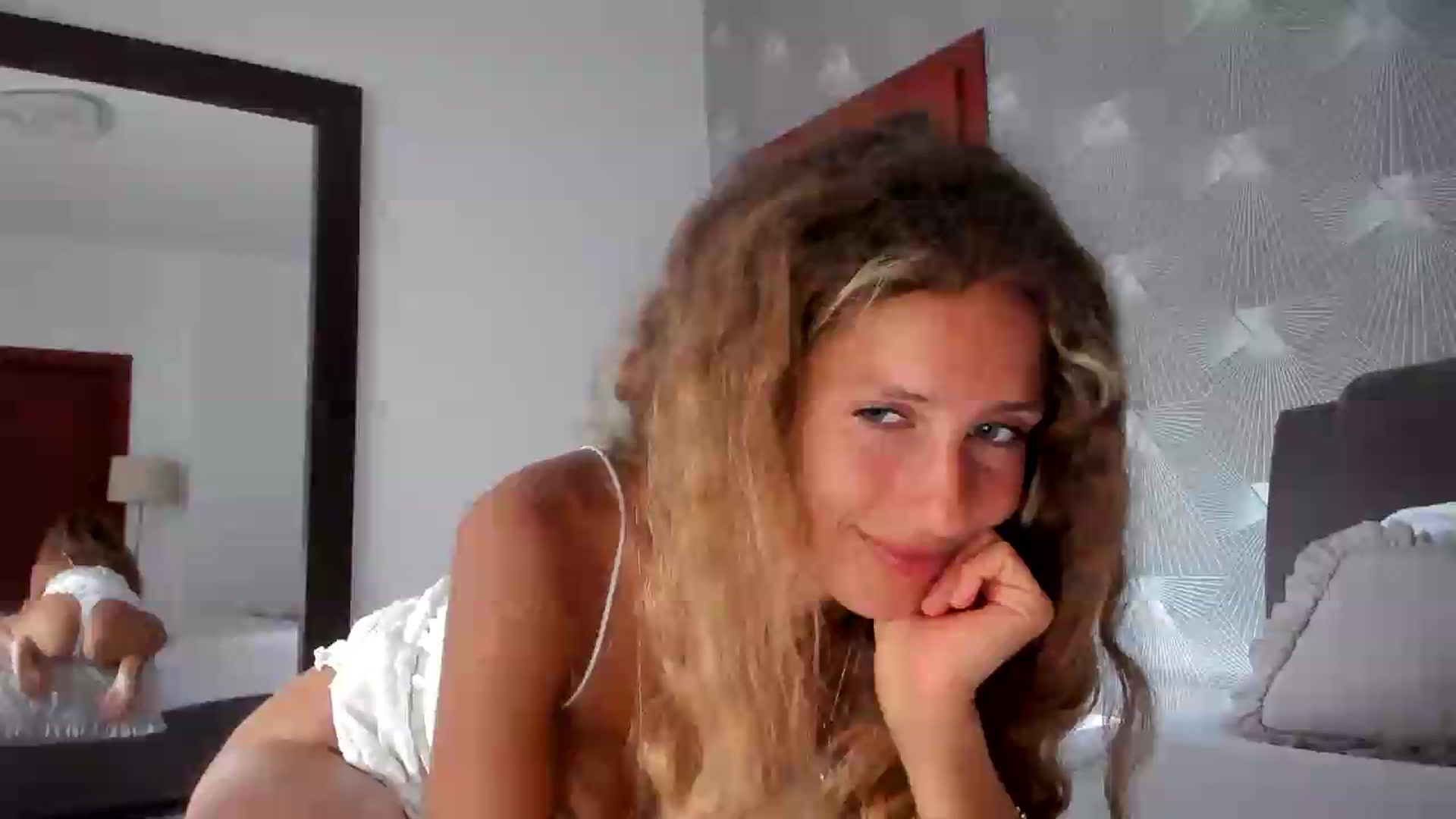 Gallery image thumbnail from SweetAngell18's myfreecams stream on, 09/11/2026, 12:27 image 15 of 20