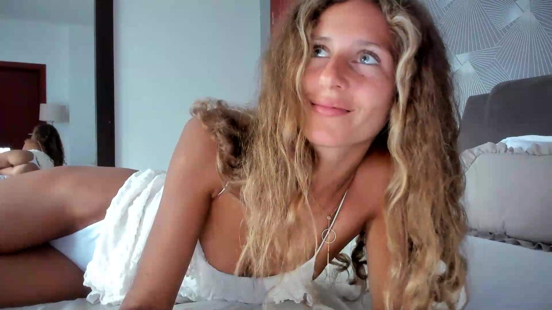 Gallery image thumbnail from SweetAngell18's myfreecams stream on, 09/11/2026, 12:27 image 19 of 20