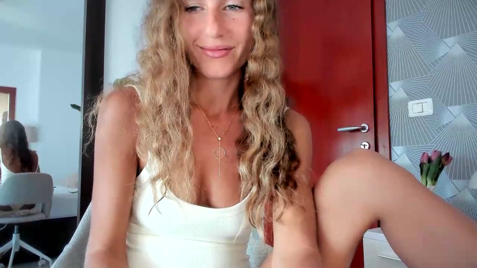 Gallery image thumbnail from SweetAngell18's myfreecams stream on, 09/16/2026, 08:40 image 16 of 20