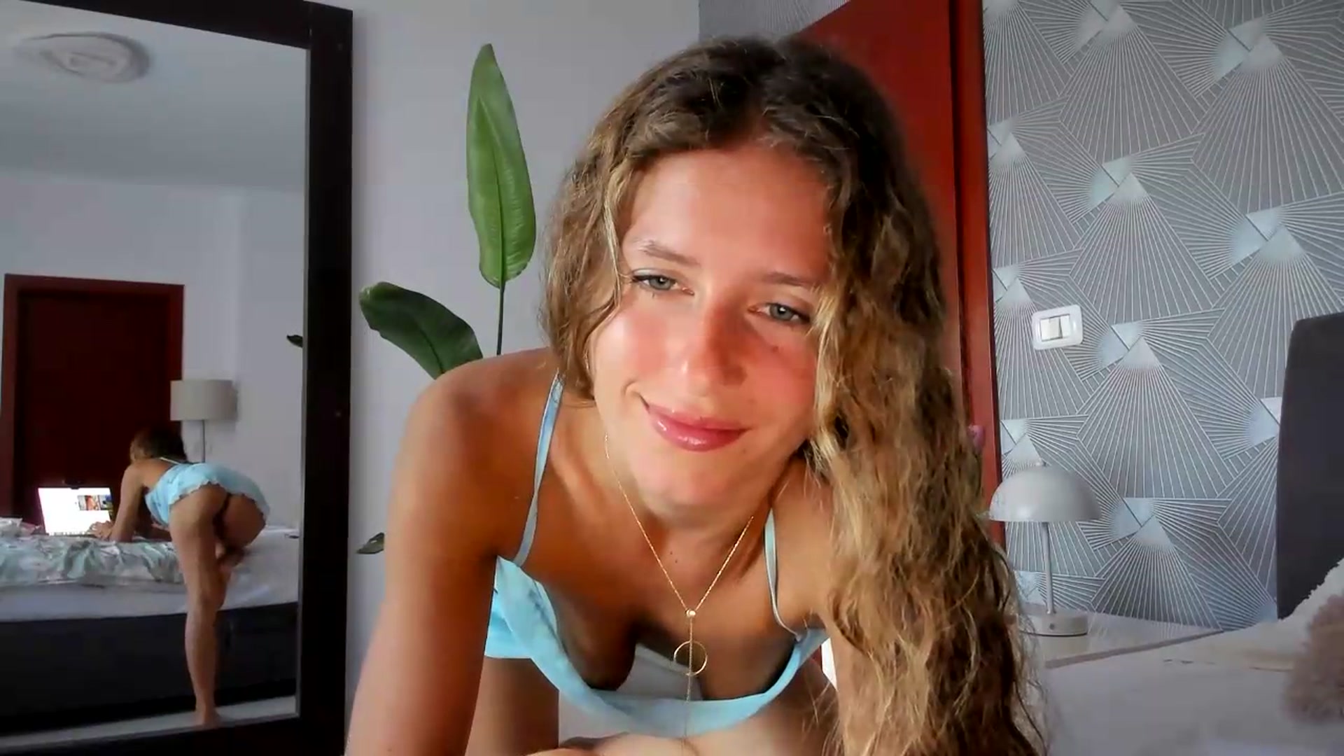 Gallery image thumbnail from SweetAngell18's myfreecams stream on, 09/17/2026, 09:44 image 16 of 20