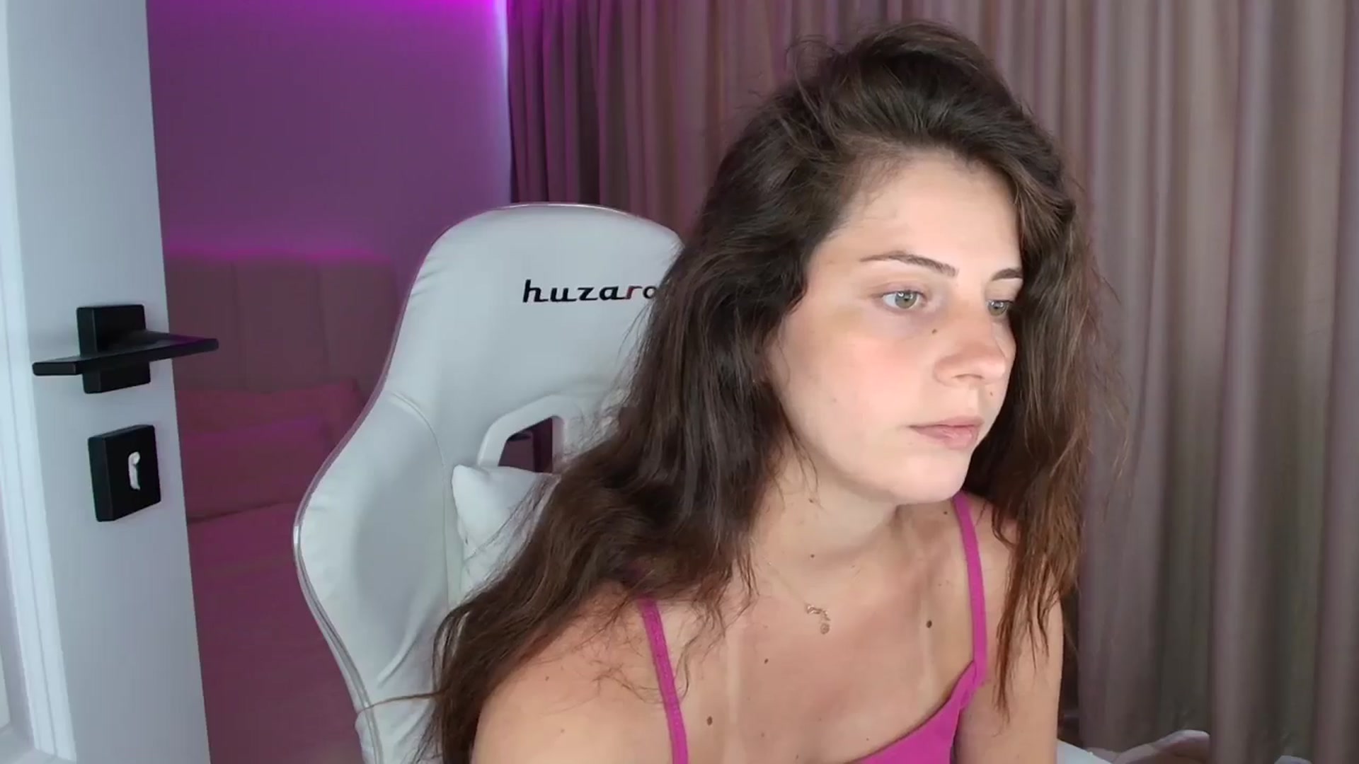 Gallery image thumbnail from SweetAntony77's myfreecams stream on, 08/12/2025, 11:08 image 2 of 20