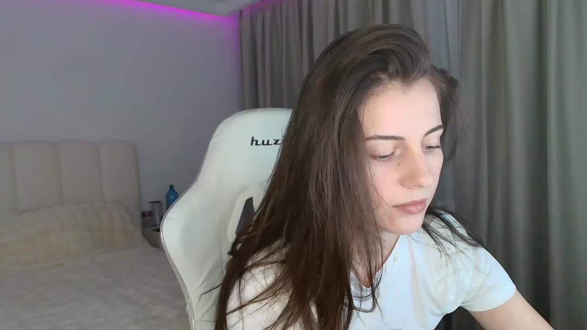 Gallery image thumbnail from SweetAntony77's myfreecams stream on, 12/27/2025, 20:09 image 14 of 20