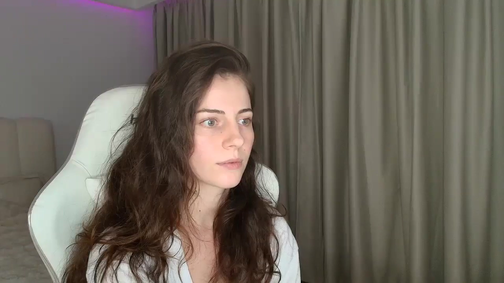 Gallery image thumbnail from SweetAntony77's myfreecams stream on, 12/30/2025, 19:18 image 9 of 20