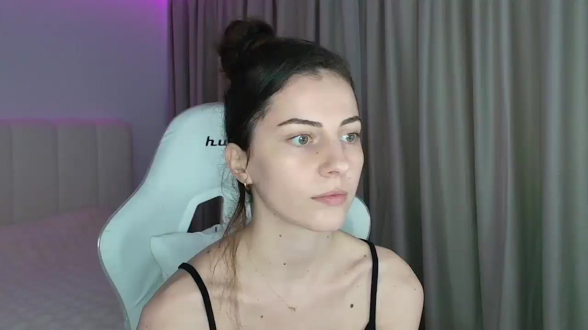 Gallery image thumbnail from SweetAntony77's myfreecams stream on, 03/31/2026, 16:10 image 10 of 20