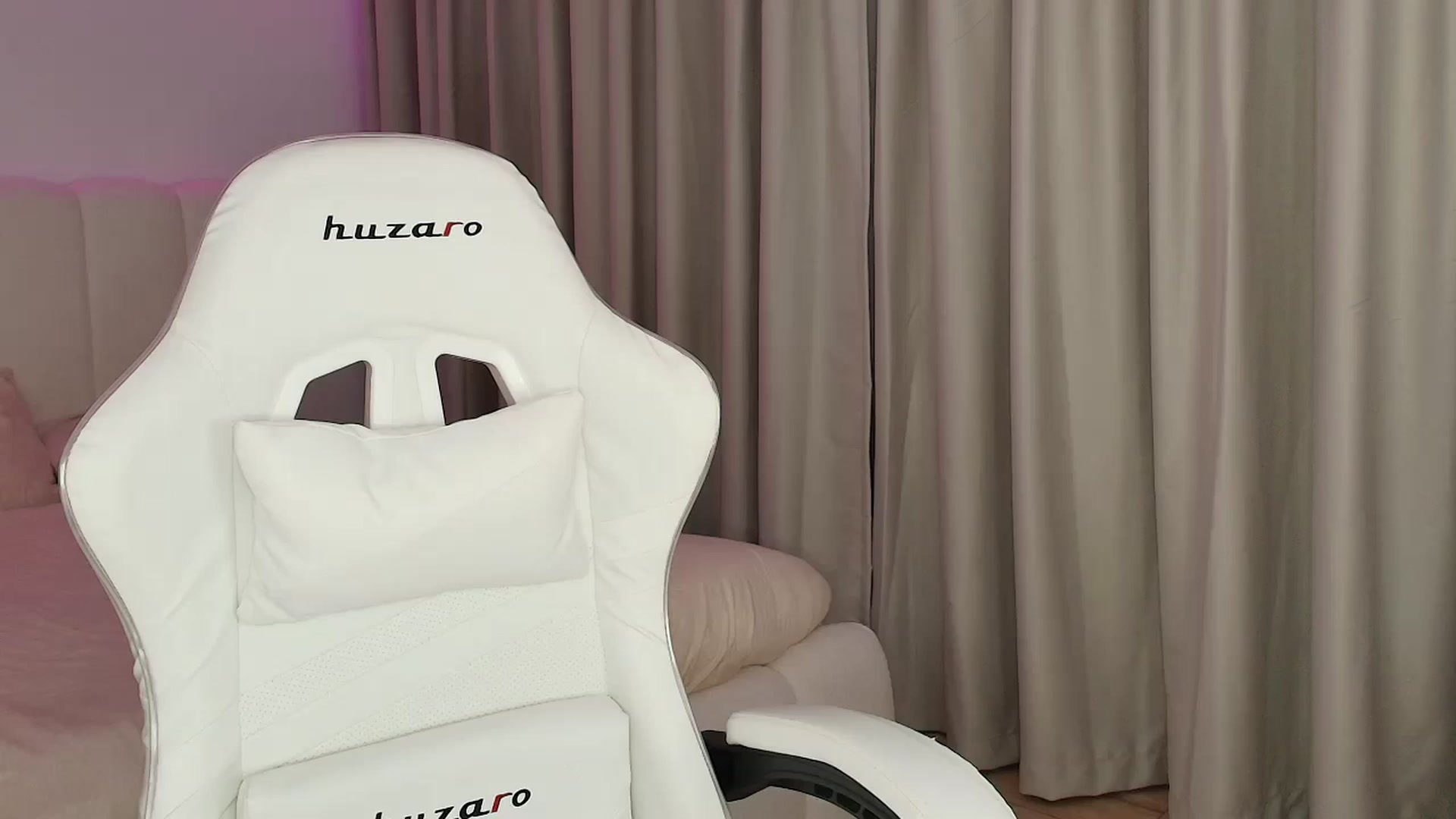 Gallery image thumbnail from SweetAntony77's myfreecams stream on, 04/05/2026, 17:41 image 5 of 20