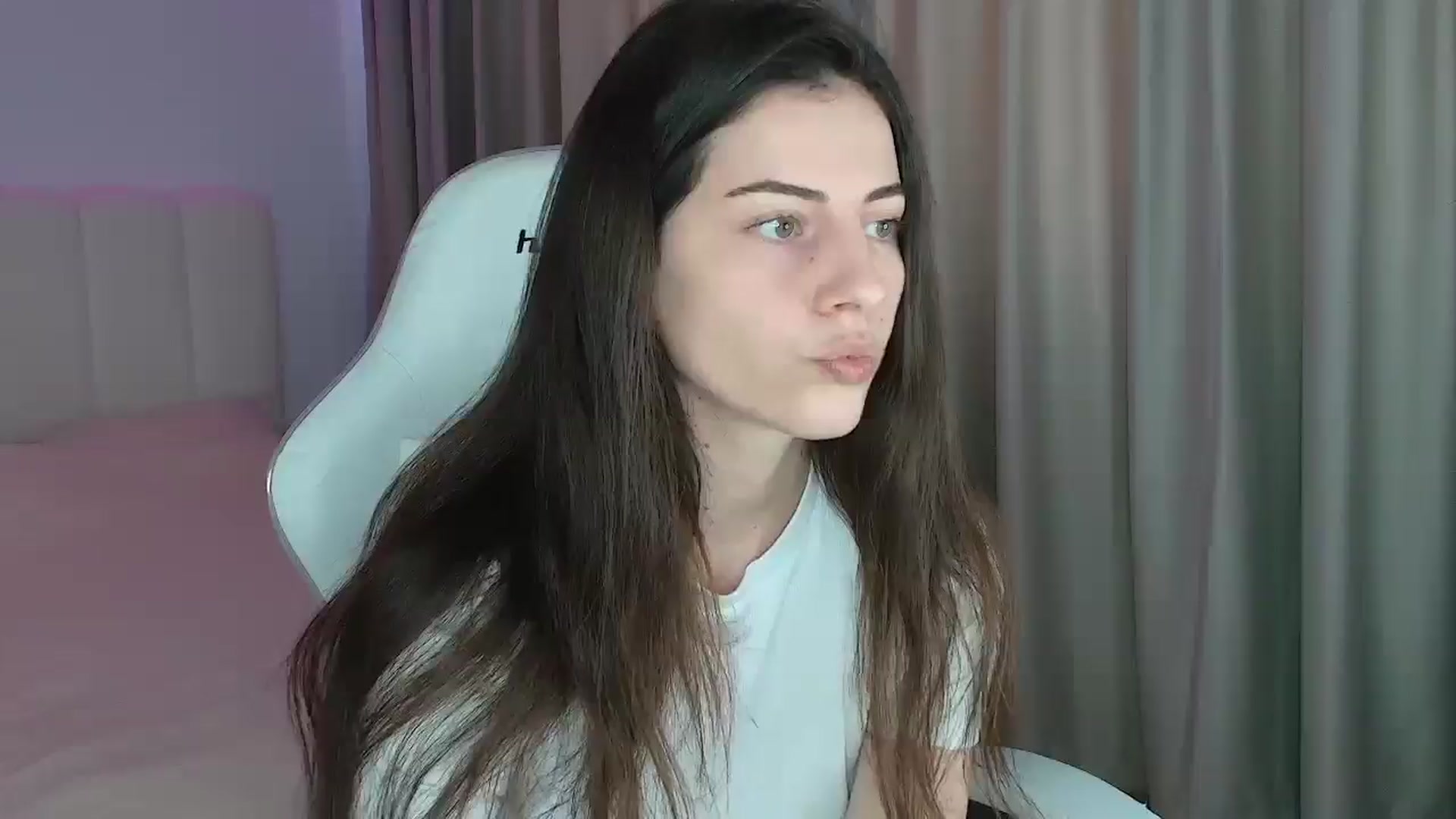 Gallery image thumbnail from SweetAntony77's myfreecams stream on, 04/07/2026, 08:41 image 8 of 20