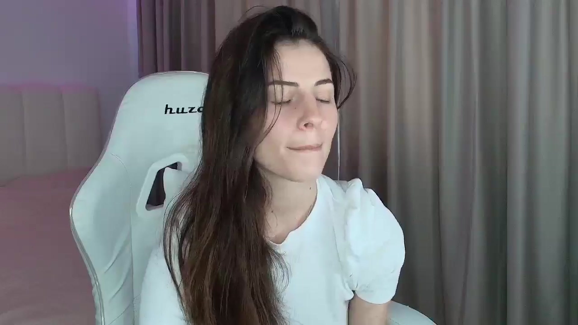 Gallery image thumbnail from SweetAntony77's myfreecams stream on, 04/07/2026, 09:59 image 14 of 20