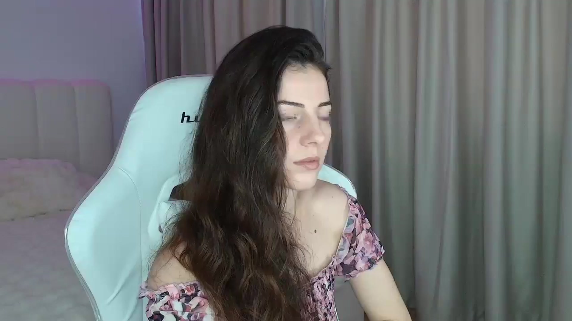 Gallery image thumbnail from SweetAntony77's myfreecams stream on, 04/15/2026, 08:55 image 15 of 20