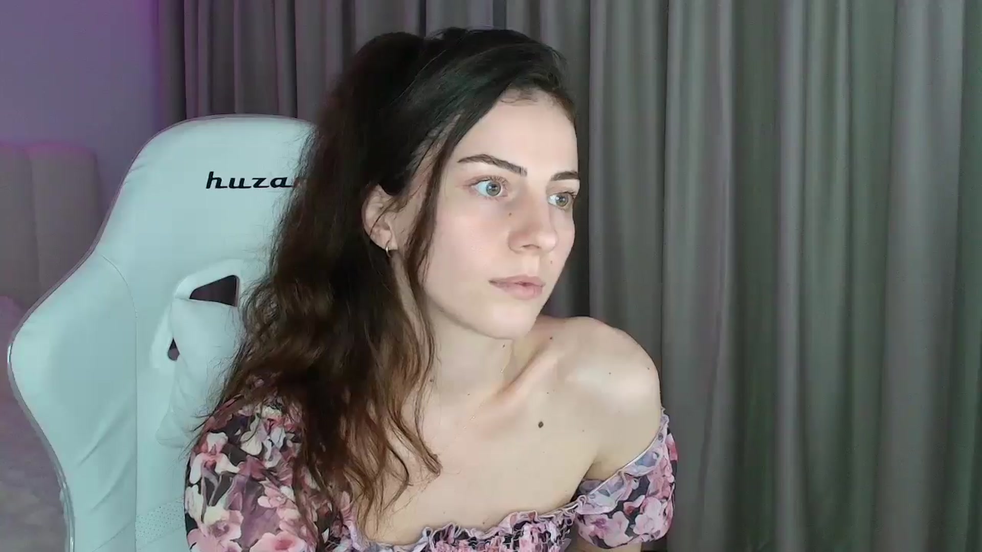 Gallery image thumbnail from SweetAntony77's myfreecams stream on, 04/15/2026, 17:17 image 5 of 20