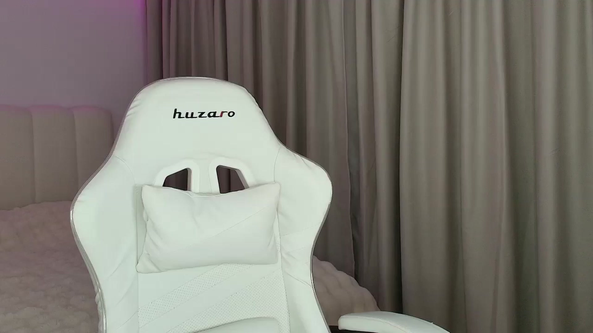 Gallery image thumbnail from SweetAntony77's myfreecams stream on, 04/17/2026, 17:24 image 6 of 20