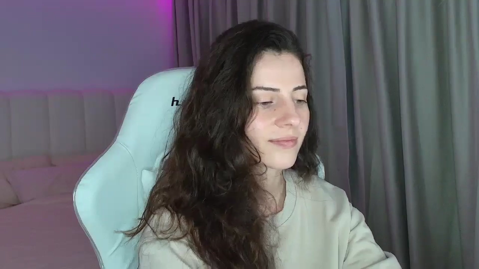 Gallery image thumbnail from SweetAntony77's myfreecams stream on, 05/02/2026, 18:01 image 18 of 20