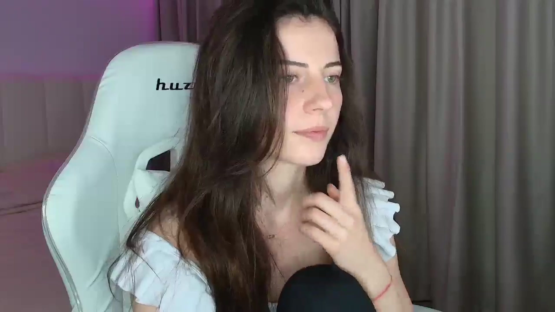 Gallery image thumbnail from SweetAntony77's myfreecams stream on, 05/09/2026, 18:27 image 4 of 20