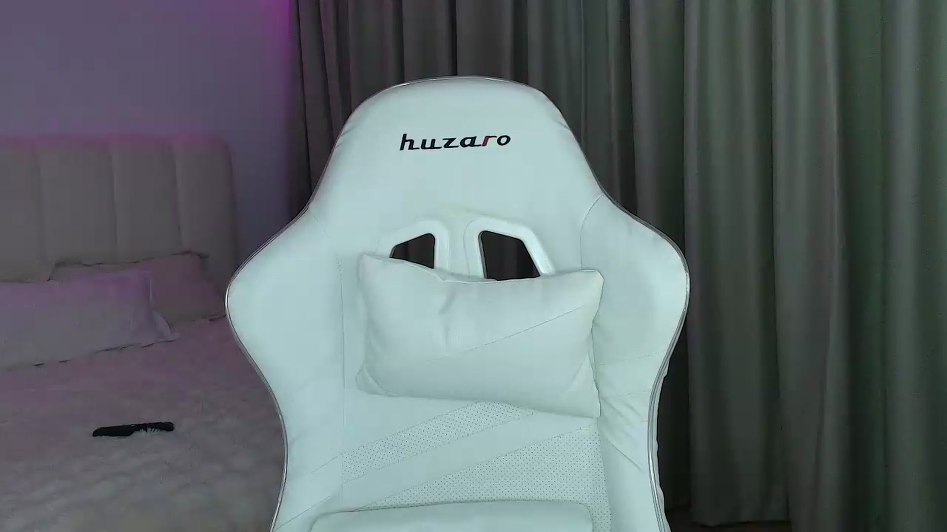 Gallery image thumbnail from SweetAntony77's myfreecams stream on, 05/11/2026, 18:25 image 12 of 20
