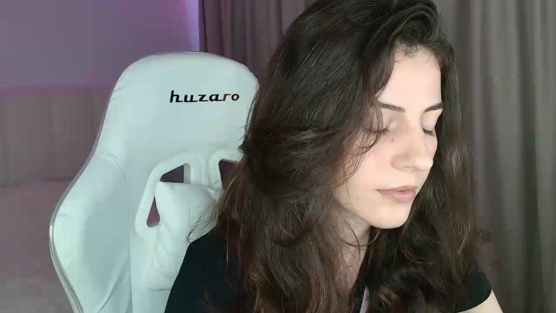 Gallery image thumbnail from SweetAntony77's myfreecams stream on, 05/12/2026, 17:01 image 4 of 20