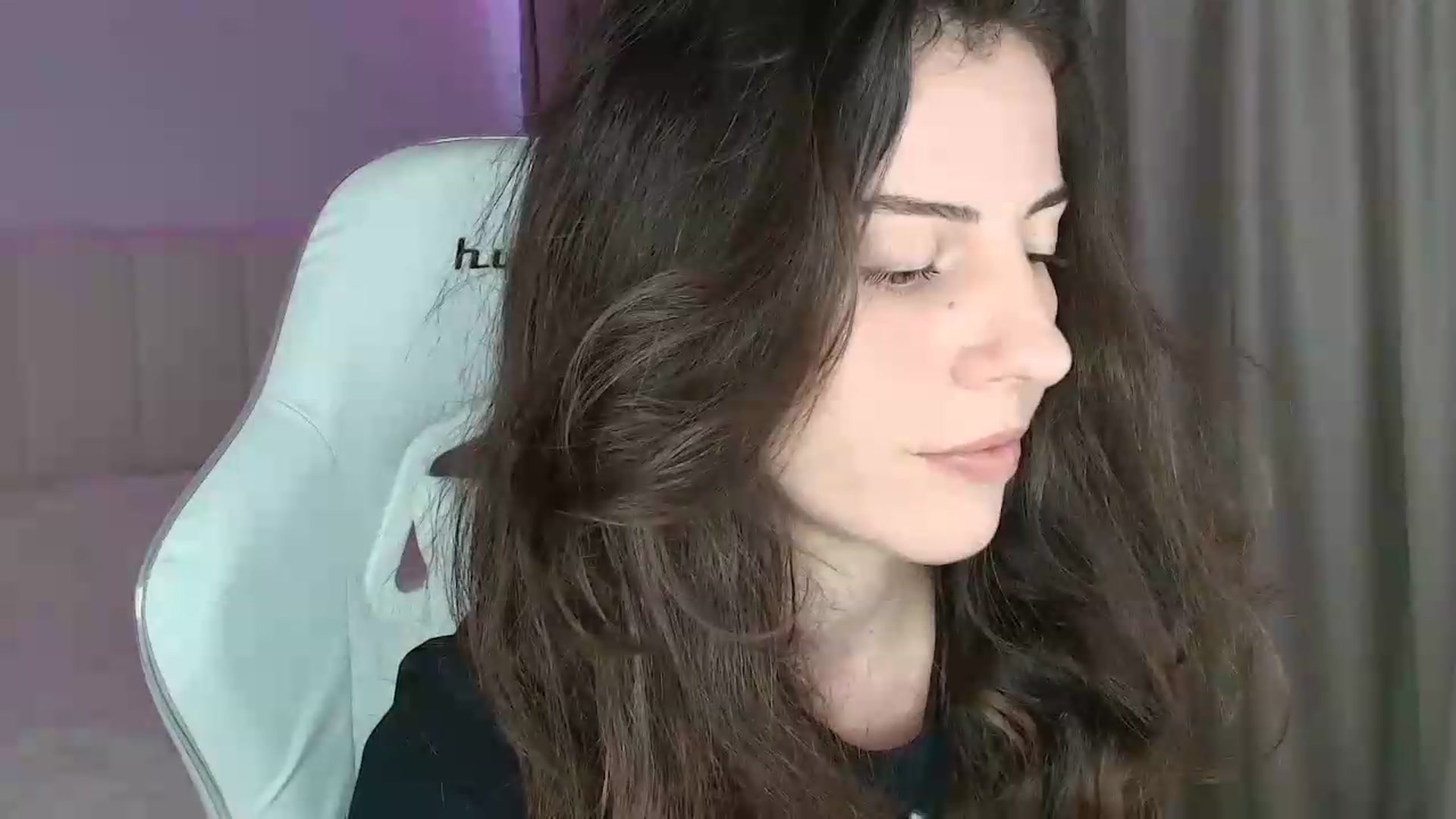 Gallery image thumbnail from SweetAntony77's myfreecams stream on, 05/12/2026, 17:01 image 5 of 20