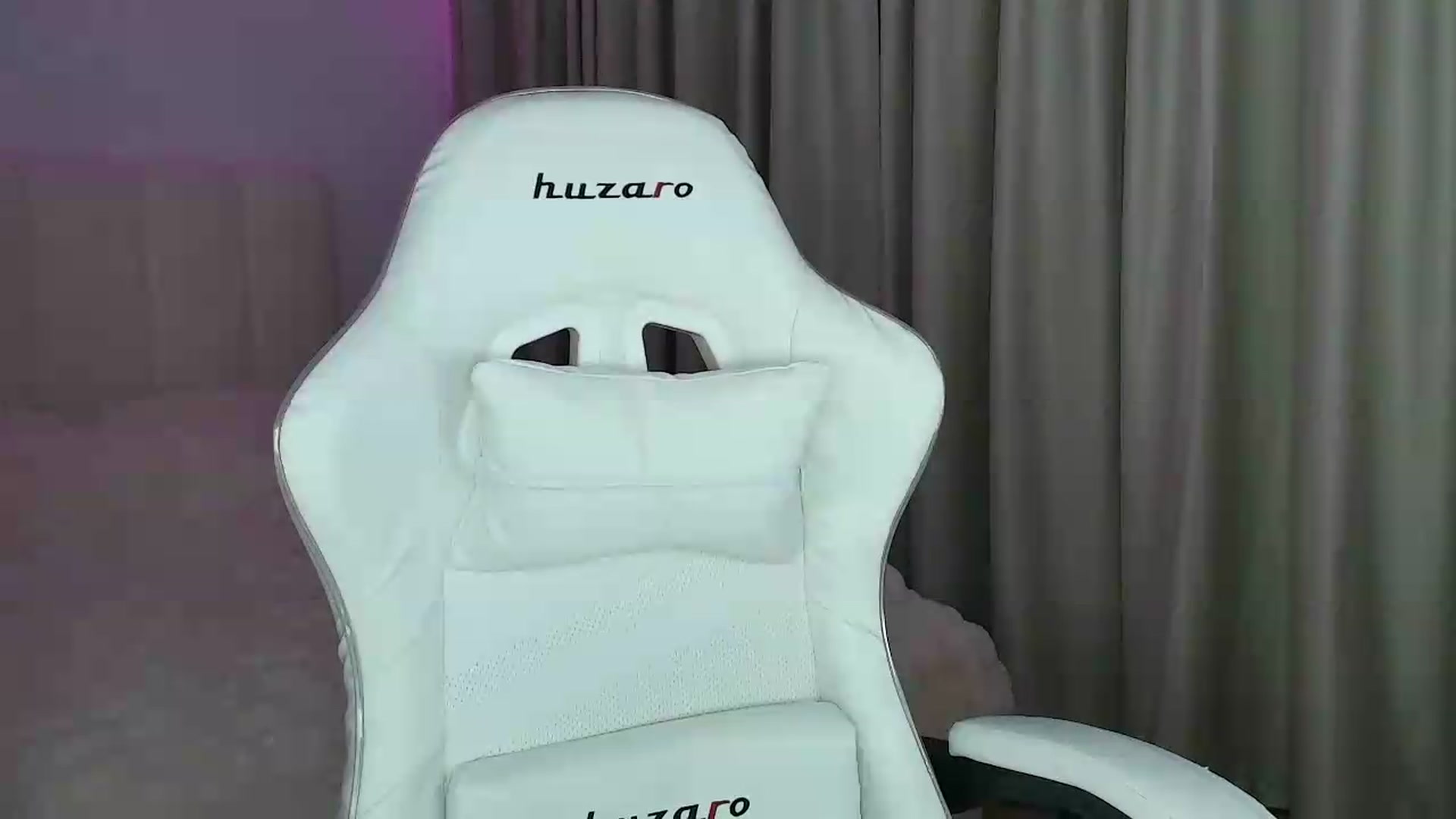 Gallery image thumbnail from SweetAntony77's myfreecams stream on, 05/18/2026, 18:24 image 16 of 20