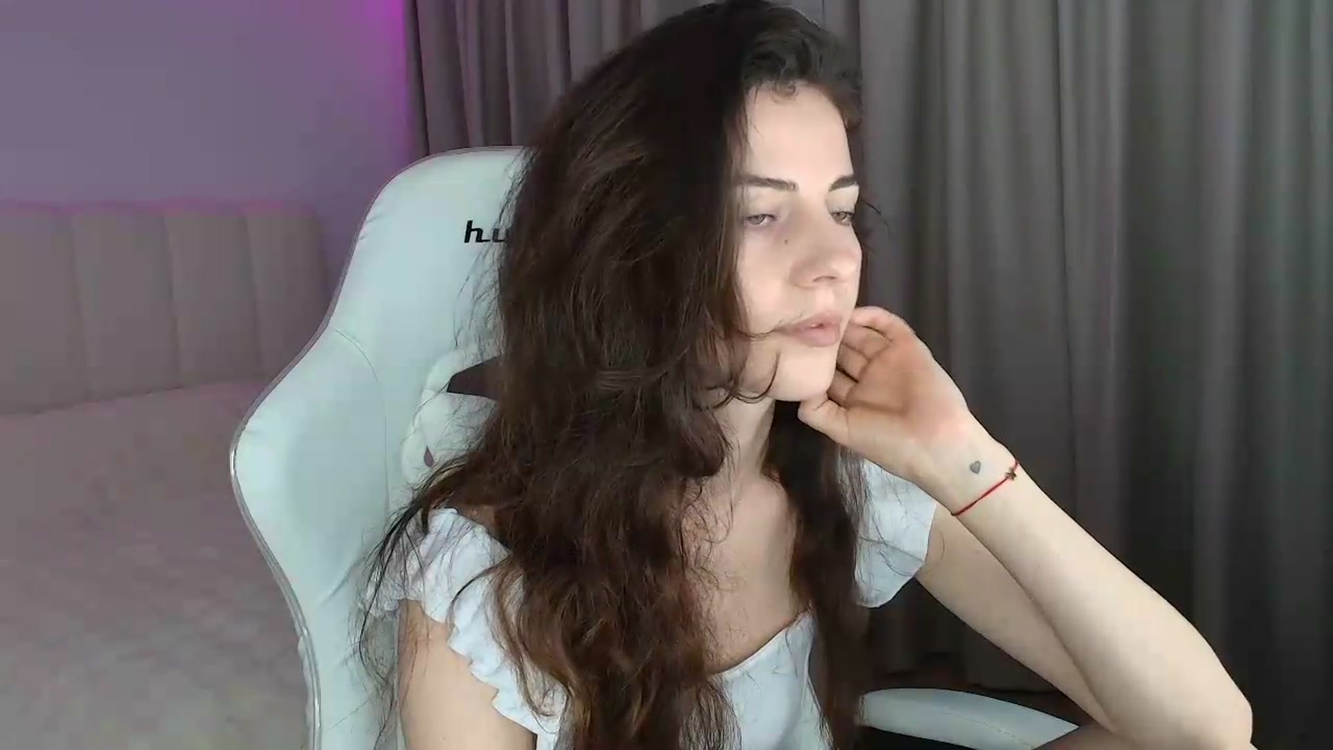 Gallery image thumbnail from SweetAntony77's myfreecams stream on, 06/12/2026, 18:30 image 14 of 20