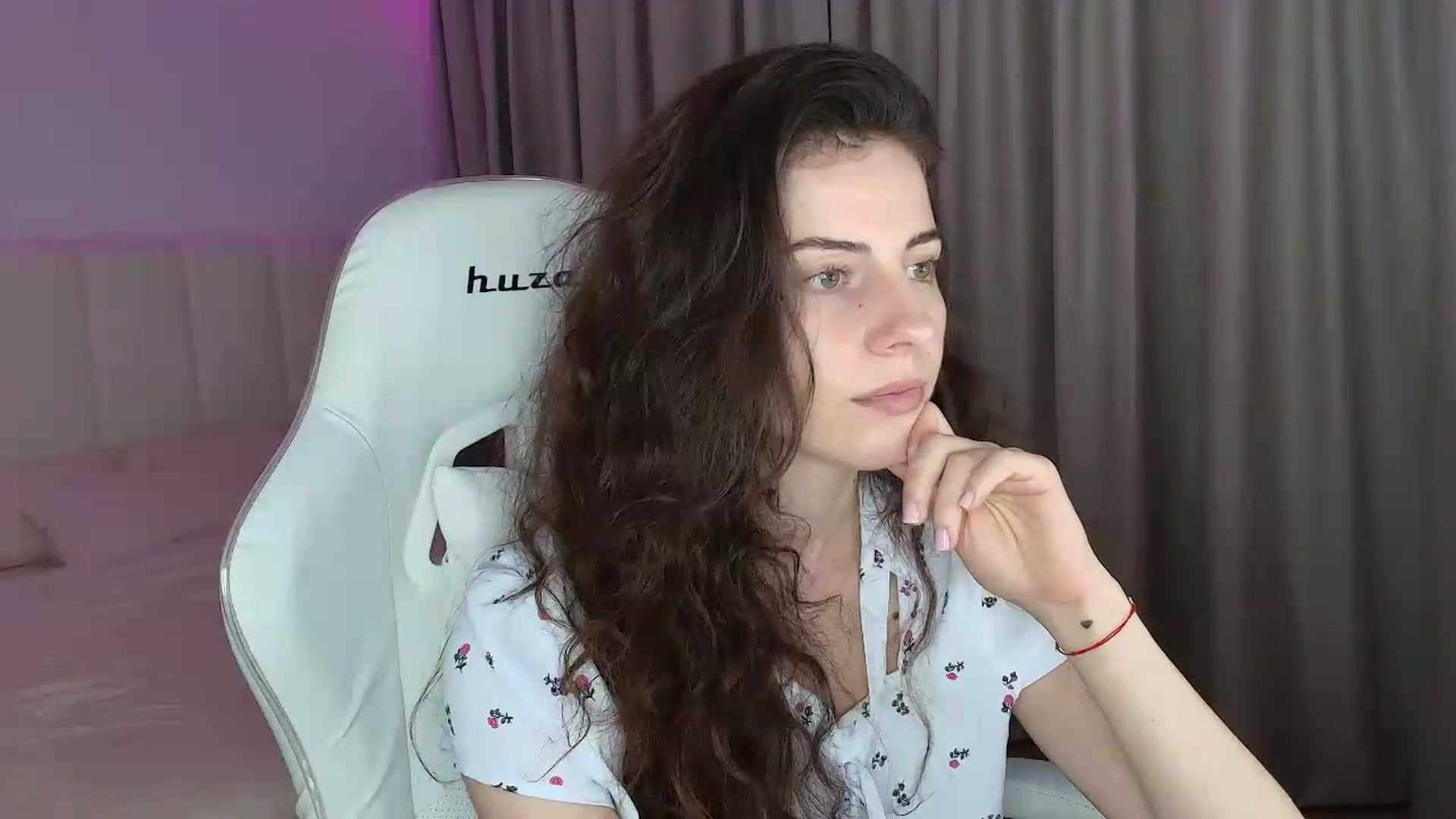 Gallery image thumbnail from SweetAntony77's myfreecams stream on, 06/18/2026, 18:23 image 18 of 20
