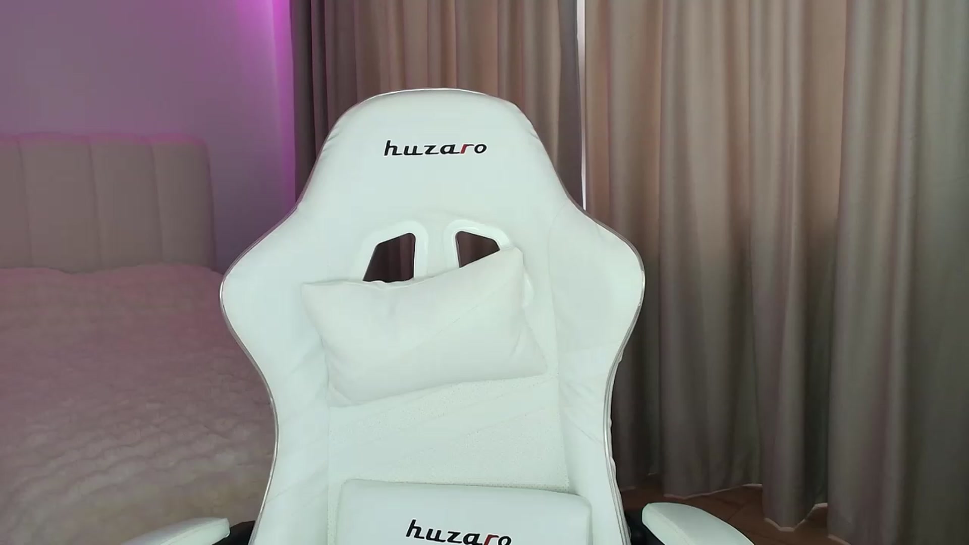 Gallery image thumbnail from SweetAntony77's myfreecams stream on, 07/03/2026, 11:53 image 14 of 20