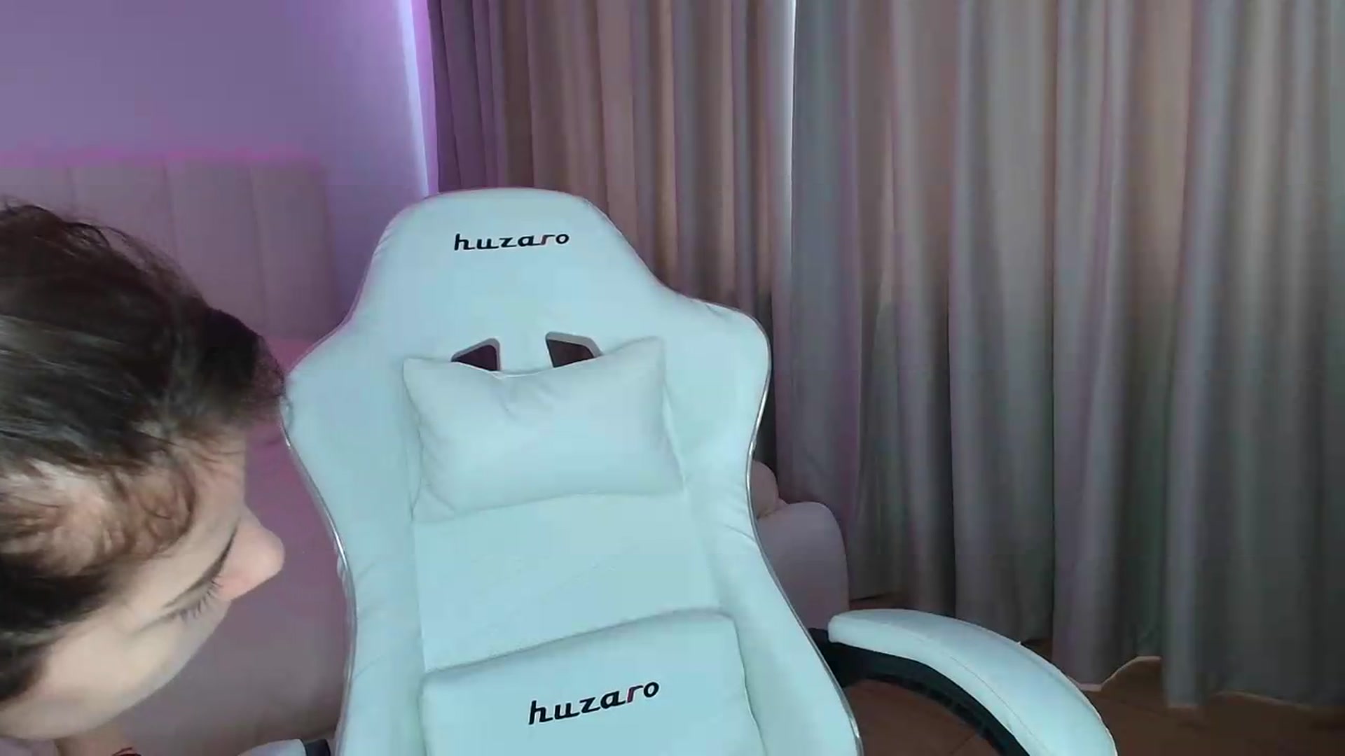 Gallery image thumbnail from SweetAntony77's myfreecams stream on, 07/08/2026, 09:06 image 18 of 20