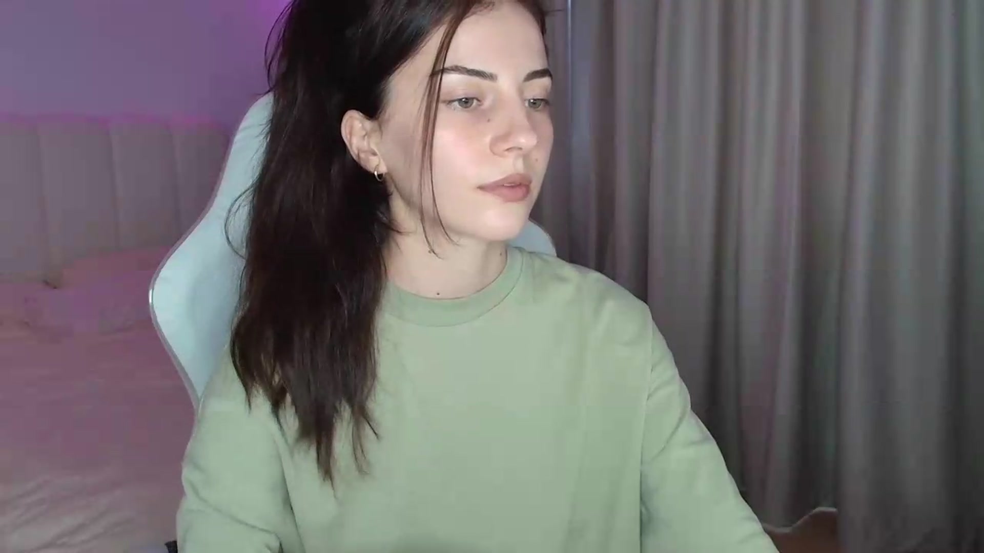 Gallery image thumbnail from SweetAntony77's myfreecams stream on, 07/10/2026, 18:08 image 4 of 20