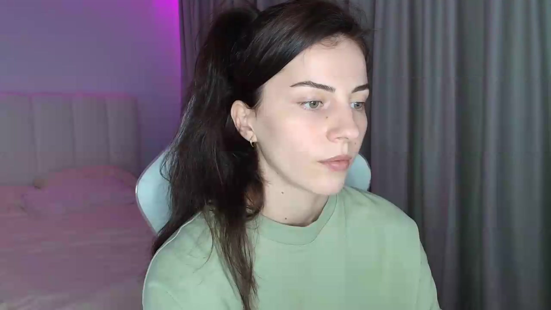 Gallery image thumbnail from SweetAntony77's myfreecams stream on, 07/10/2026, 18:08 image 17 of 20