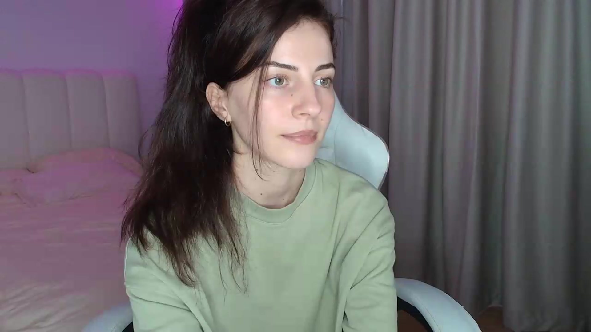 Gallery image thumbnail from SweetAntony77's myfreecams stream on, 07/10/2026, 18:08 image 10 of 20