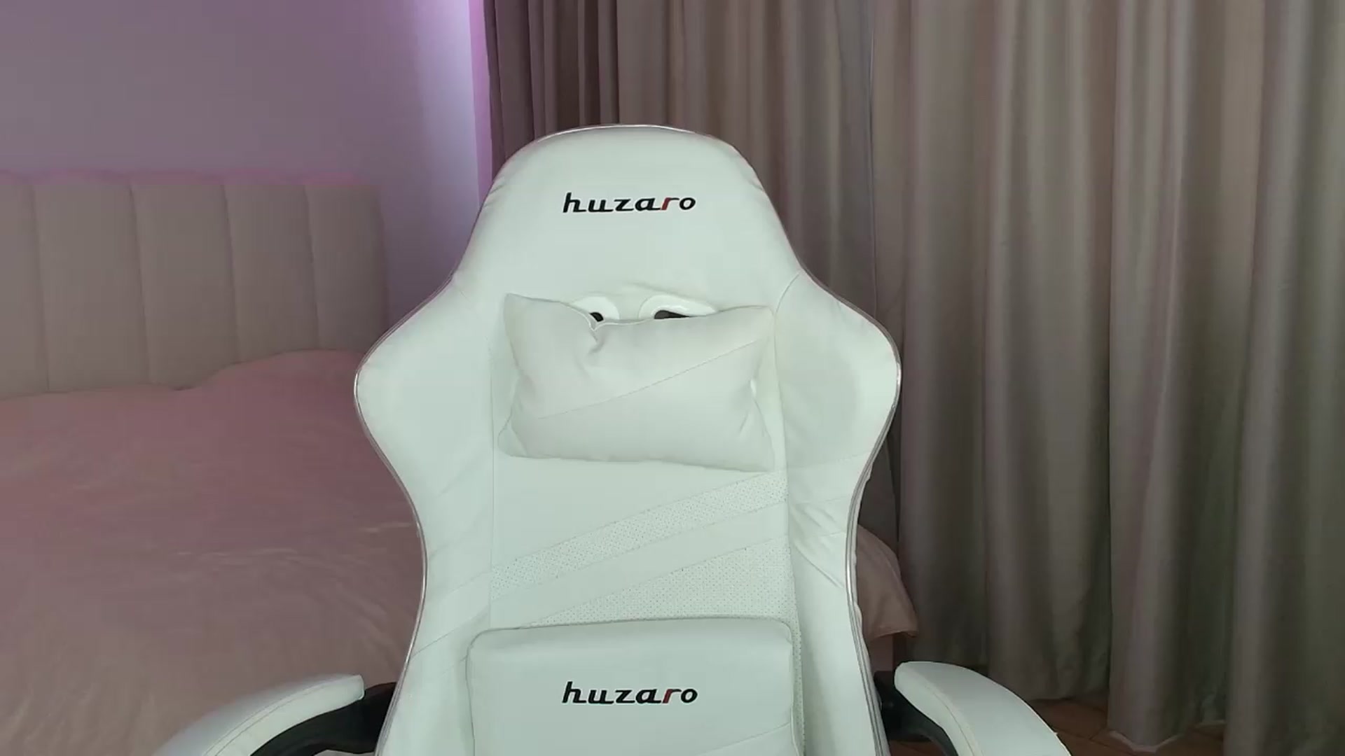 Gallery image thumbnail from SweetAntony77's myfreecams stream on, 07/15/2026, 08:51 image 13 of 20