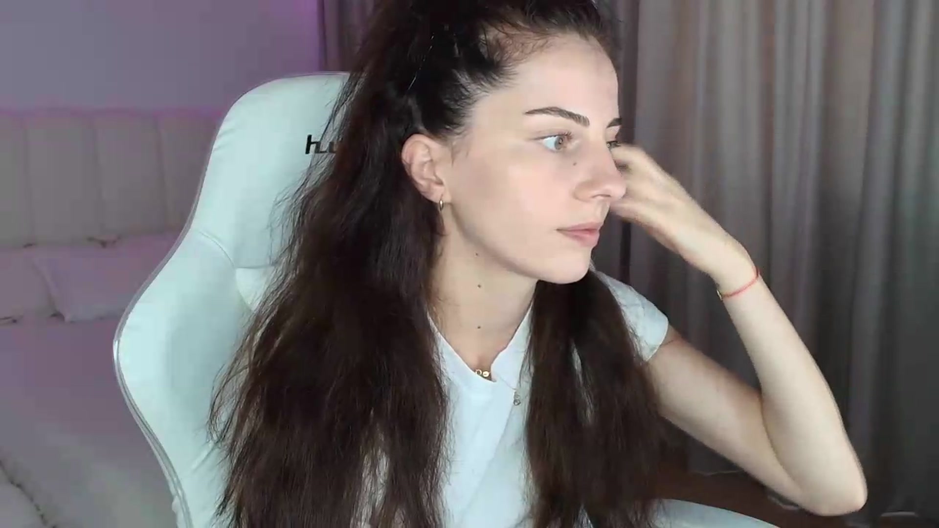 Gallery image thumbnail from SweetAntony77's myfreecams stream on, 07/26/2026, 08:52 image 7 of 20