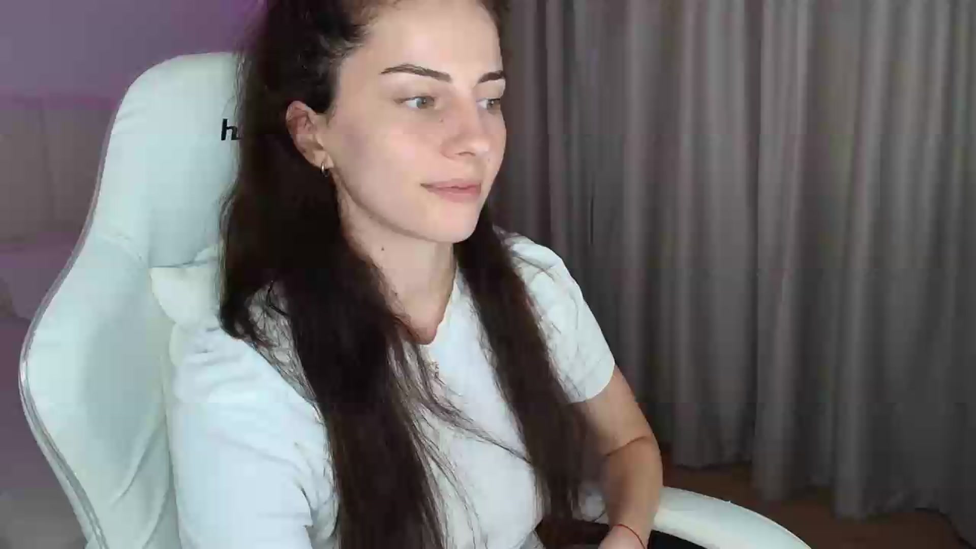 Gallery image thumbnail from SweetAntony77's myfreecams stream on, 07/26/2026, 17:05 image 17 of 20