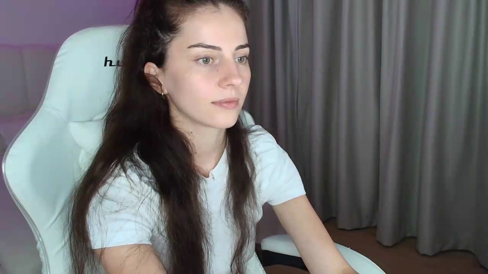 Gallery image thumbnail from SweetAntony77's myfreecams stream on, 07/26/2026, 18:13 image 16 of 20