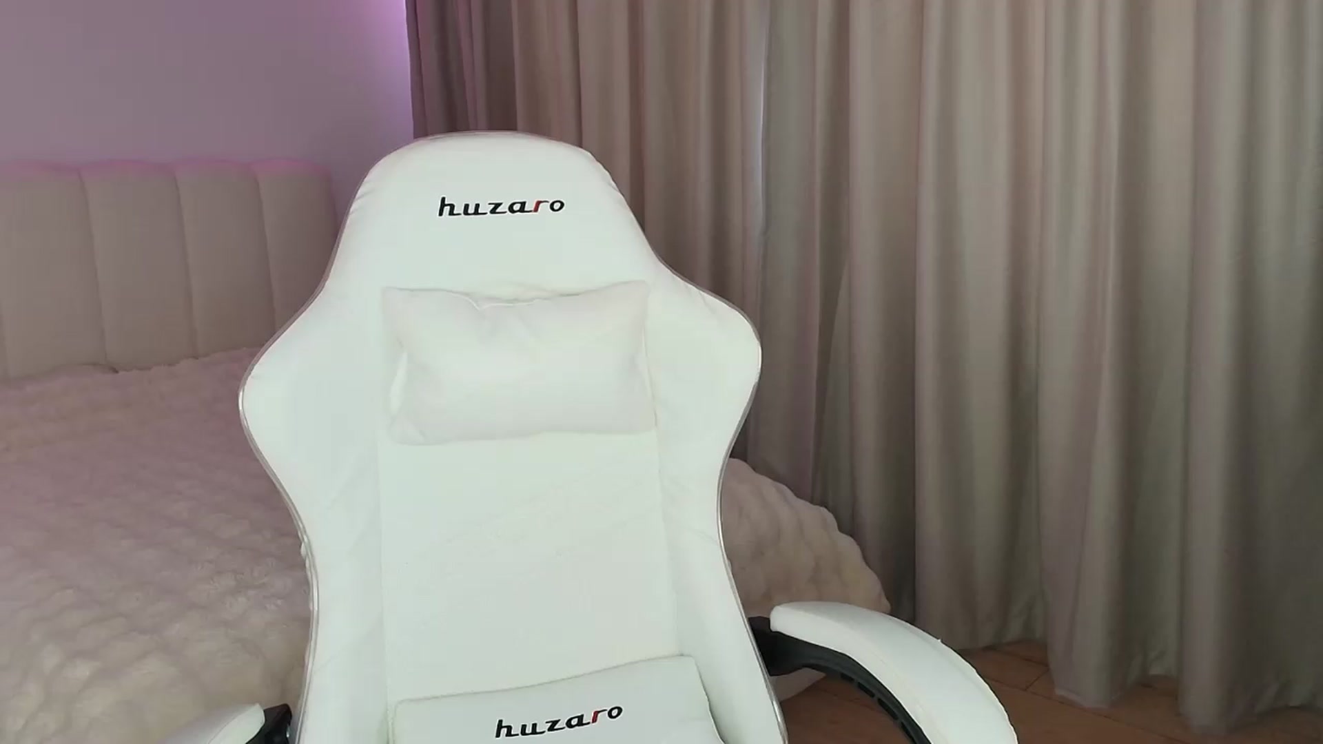 Gallery image thumbnail from SweetAntony77's myfreecams stream on, 07/30/2026, 09:39 image 3 of 20