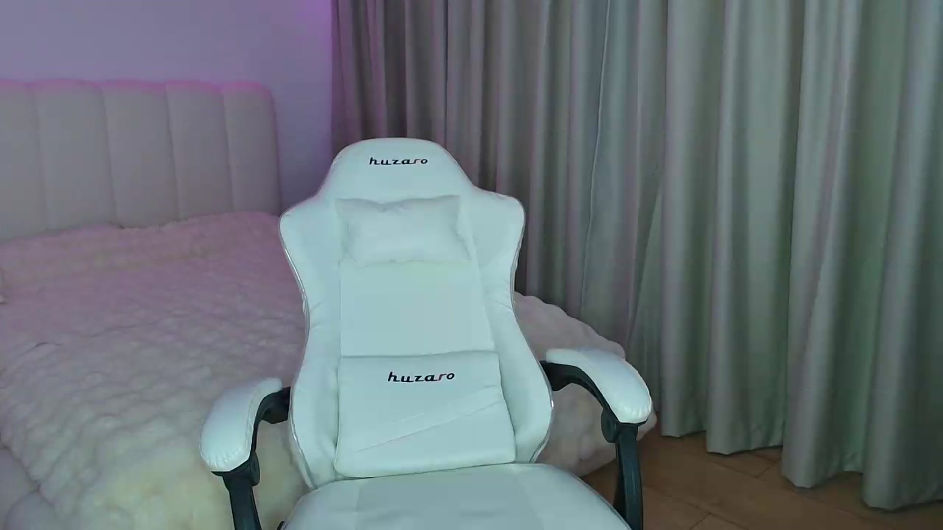Gallery image thumbnail from SweetAntony77's myfreecams stream on, 07/30/2026, 17:57 image 4 of 20
