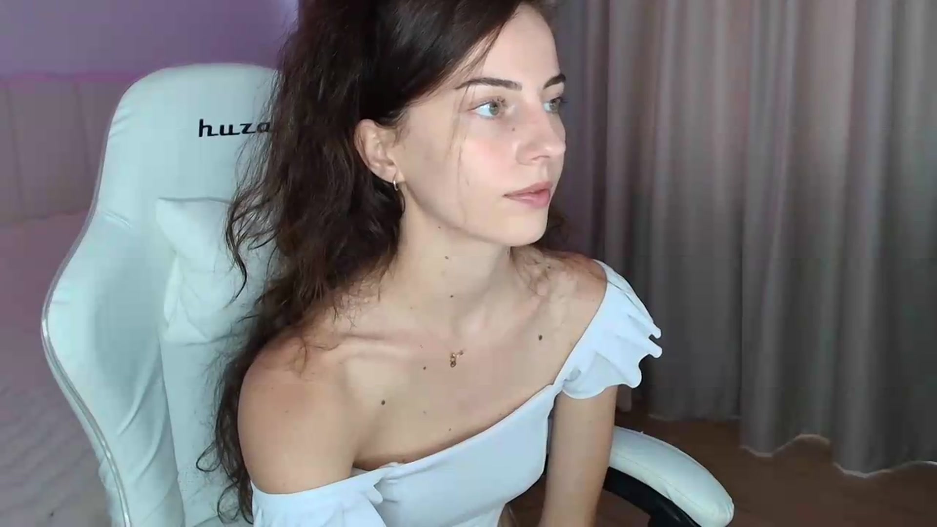 Gallery image thumbnail from SweetAntony77's myfreecams stream on, 08/05/2026, 08:42 image 7 of 20