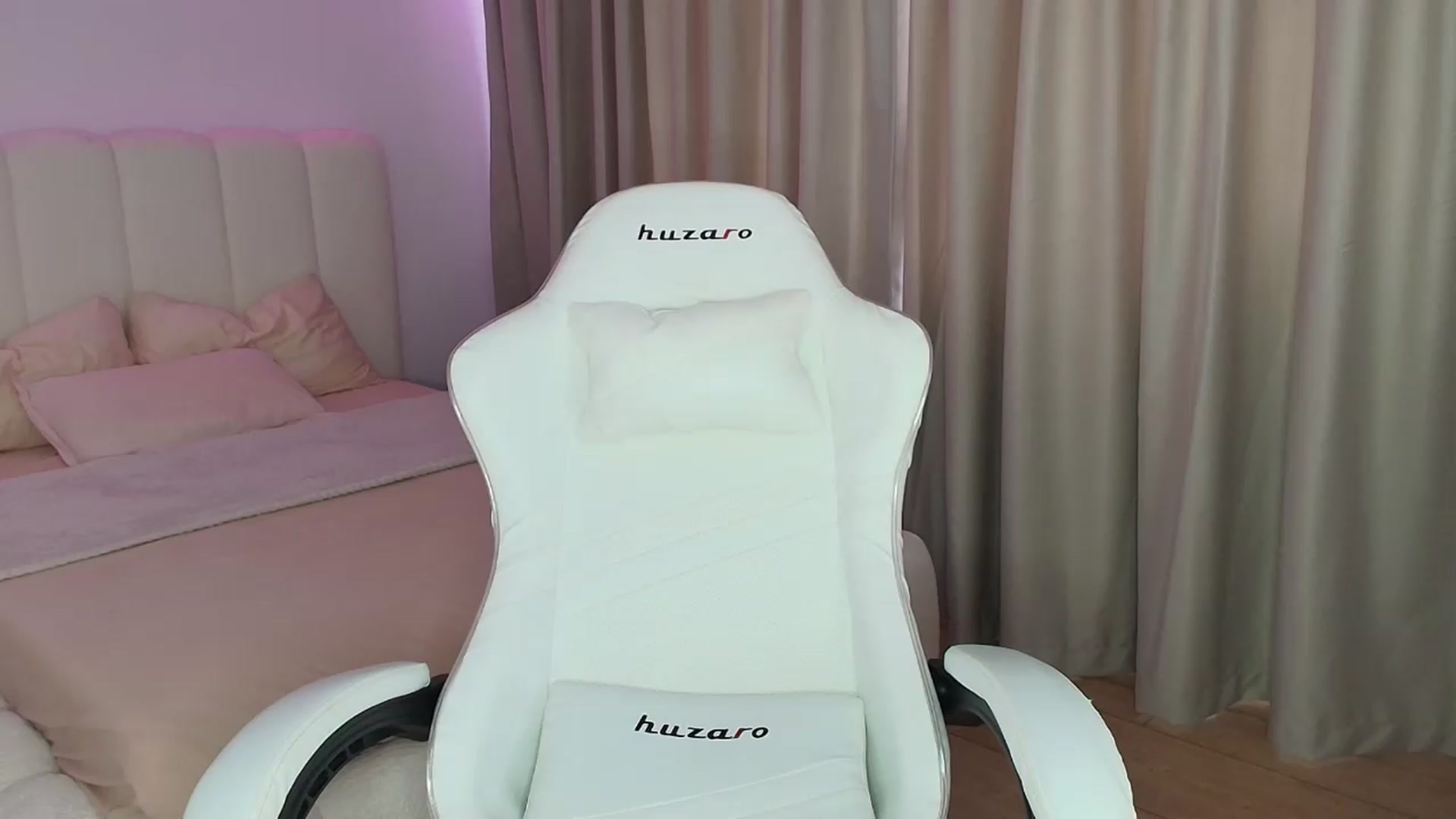 Gallery image thumbnail from SweetAntony77's myfreecams stream on, 08/09/2026, 14:58 image 2 of 20