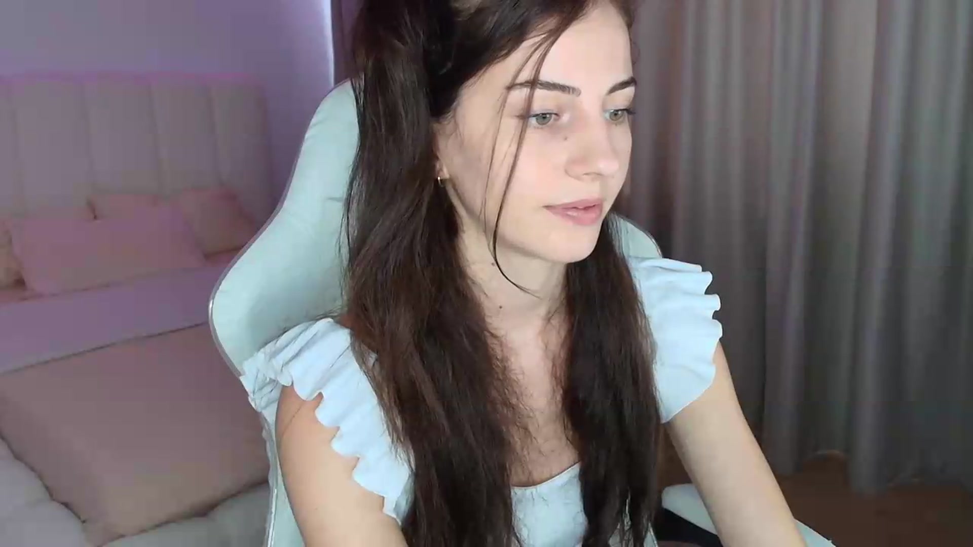 Gallery image thumbnail from SweetAntony77's myfreecams stream on, 08/11/2026, 09:59 image 6 of 20