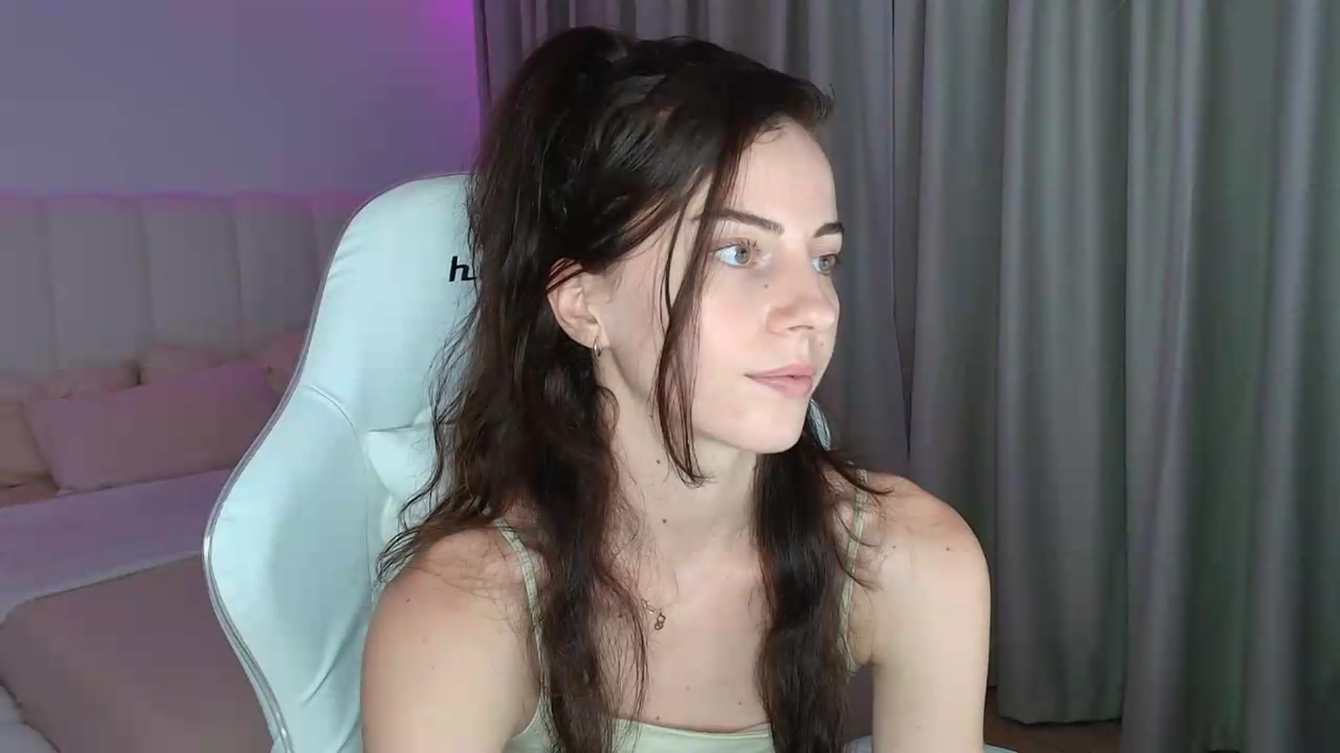 Gallery image thumbnail from SweetAntony77's myfreecams stream on, 08/12/2026, 17:02 image 9 of 20