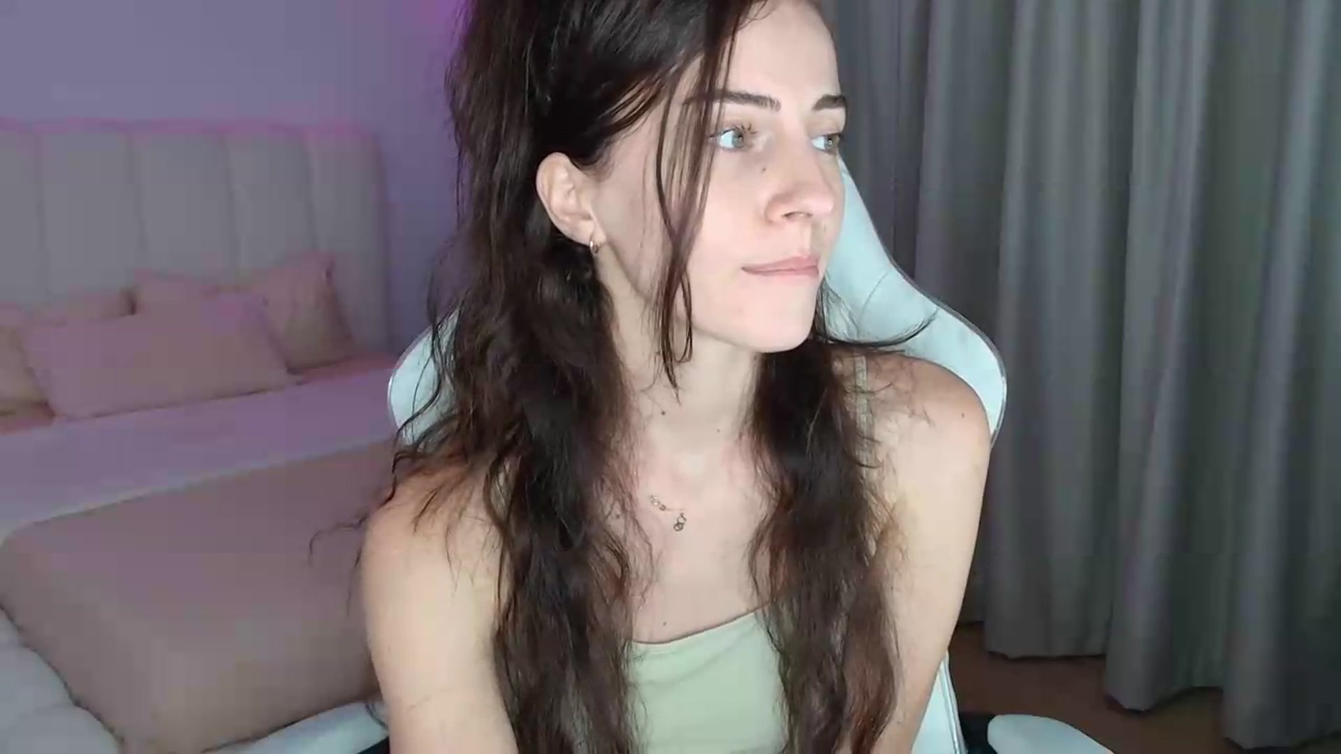Gallery image thumbnail from SweetAntony77's myfreecams stream on, 08/12/2026, 17:02 image 17 of 20