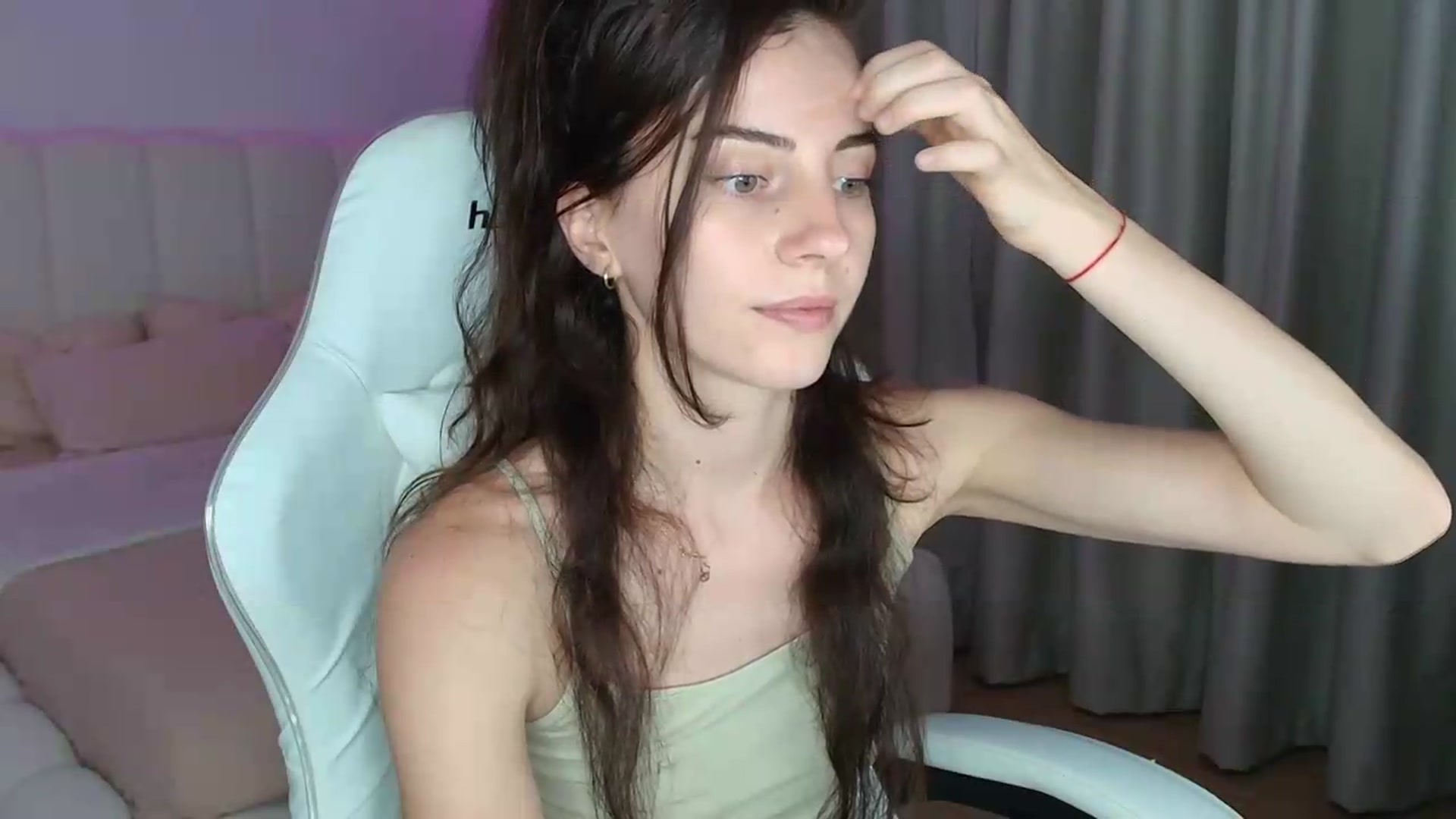Gallery image thumbnail from SweetAntony77's myfreecams stream on, 08/12/2026, 17:02 image 13 of 20