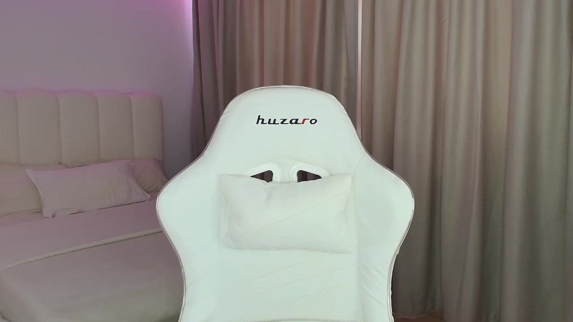 Gallery image thumbnail from SweetAntony77's myfreecams stream on, 08/23/2026, 08:56 image 14 of 20
