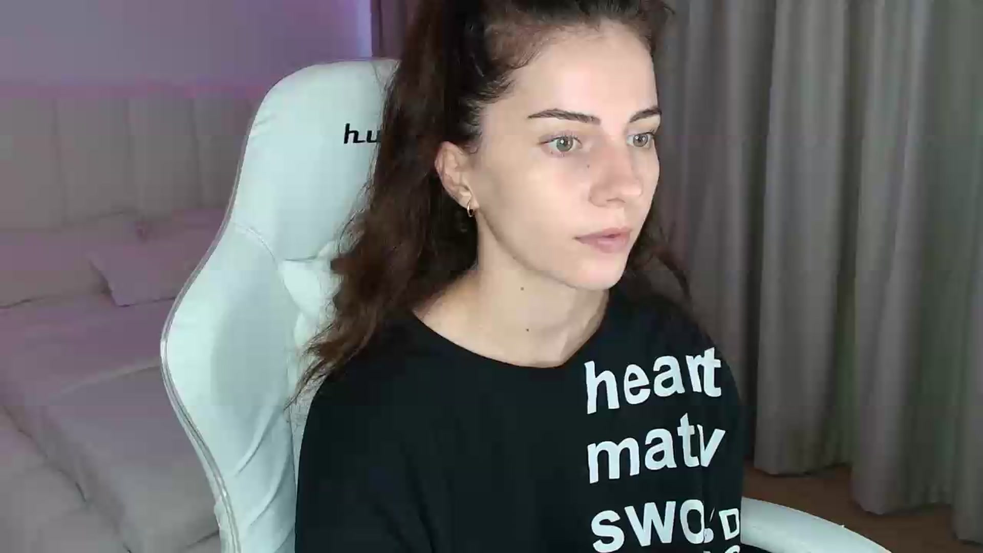 Gallery image thumbnail from SweetAntony77's myfreecams stream on, 08/25/2026, 16:32 image 1 of 20